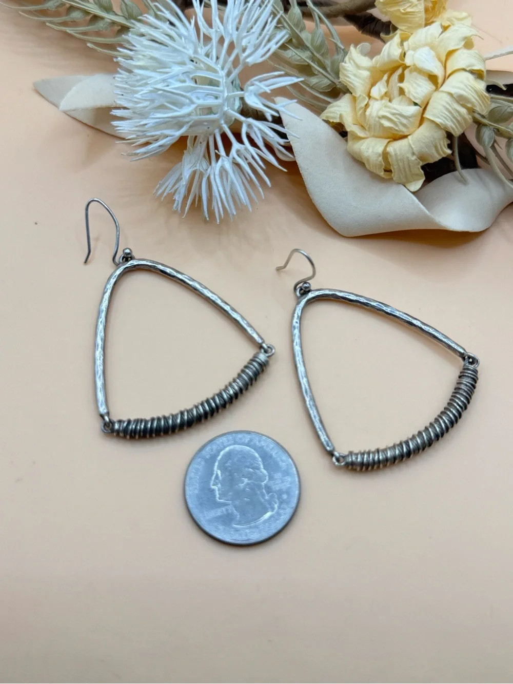 Vintage MXC 925 Sterling Silver Hammered Triangle Dangle Earrings Artisan Mexico